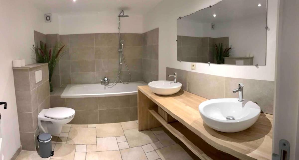 Les Ecuries De Lesse Apartment Libin Exterior photo